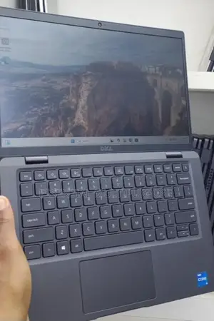 Laptop Dell Latitude 7320 16GB Intel Core I5 SSD 256GB