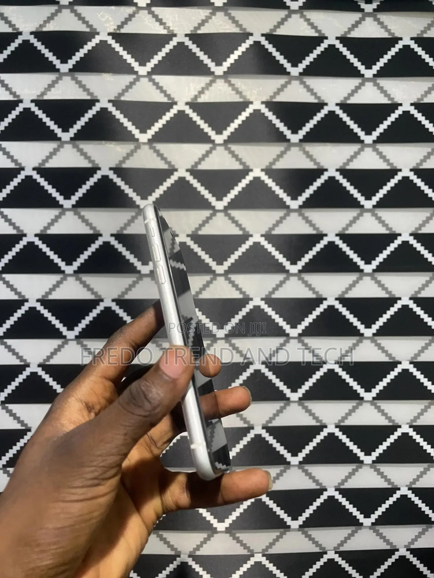 Apple iPhone XR 64 GB White