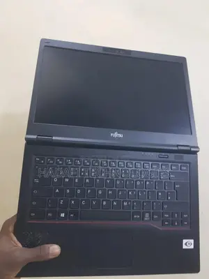 Laptop Fujitsu Lifebook E548 8GB Intel Core I5 SSD 128GB