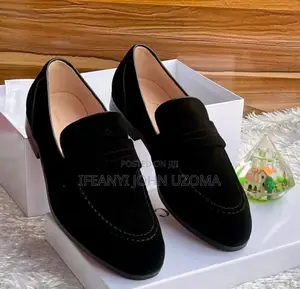 Black Color Suede Classic Men Shoe
