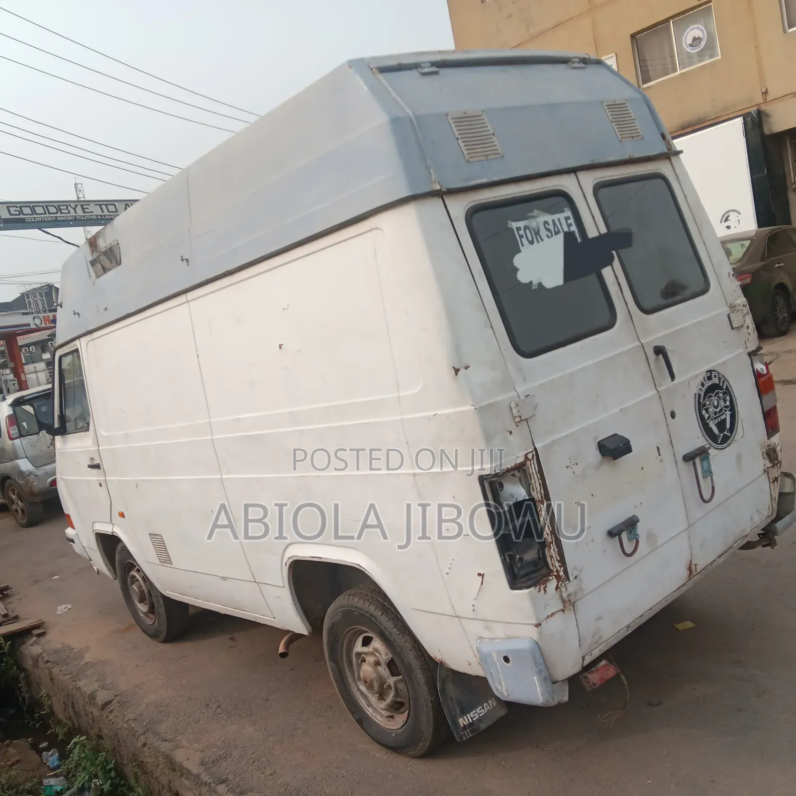 Nissan Serena 2002 White