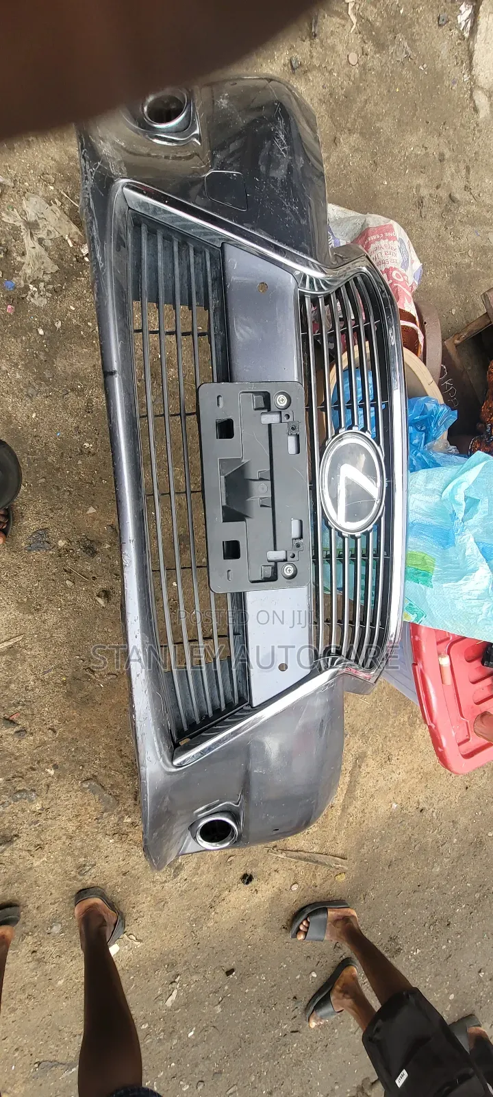 Complete Front Bumper Es 350 2015