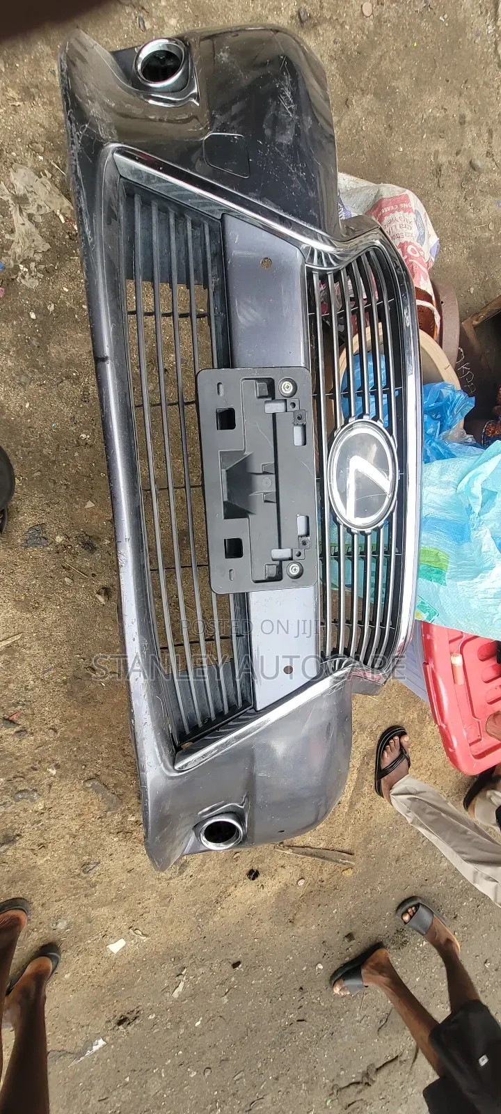 Complete Front Bumper Es 350 2015