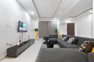 Avante Stylish 3 Bedroom Duplex Swimming Pool and a Balcony Space