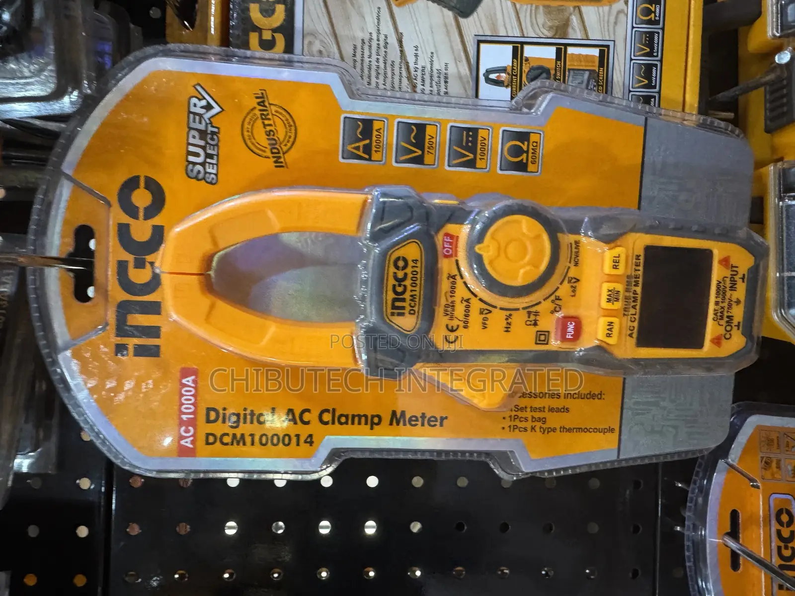 Dcm100014 Digital Ac Clamp Meter.