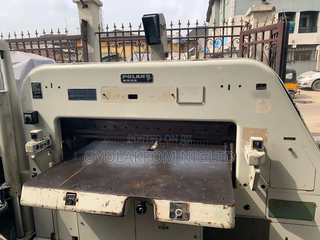 Polar145 Cutting Machine