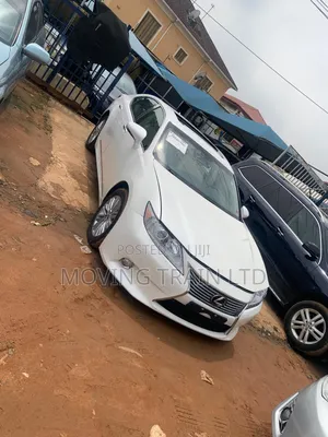Lexus ES 2013 White