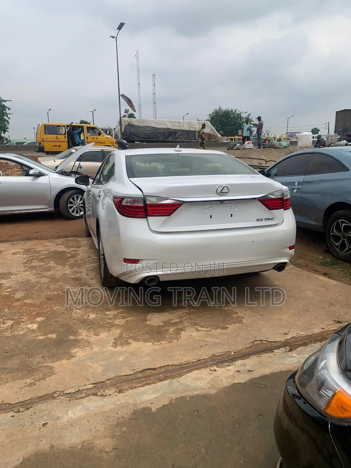 Lexus ES 2013 White