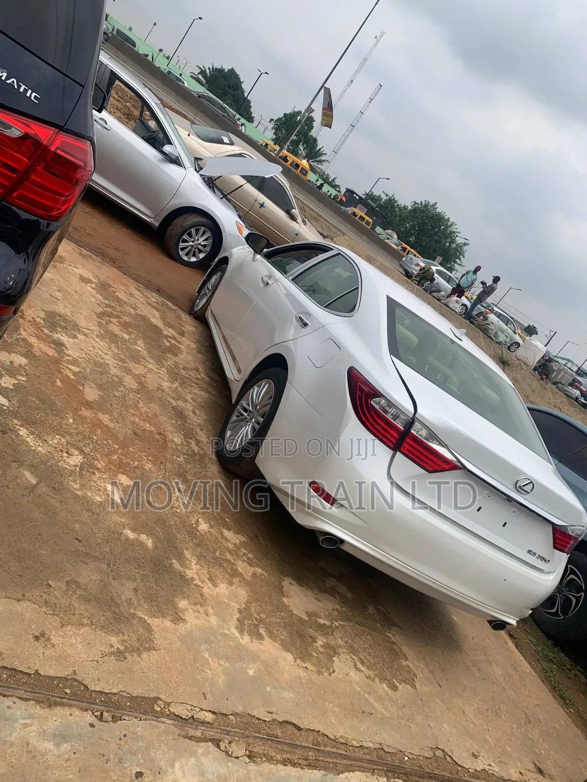 Lexus ES 2013 White