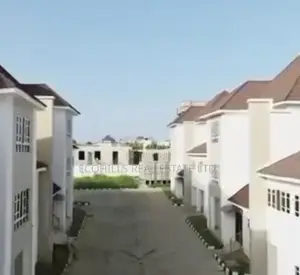 Beautiful Mini Estate