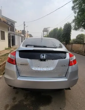 Honda Crosstour 2.4 FWD 2011 Silver
