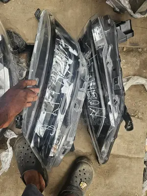 Headlight Toyota Rush Sport
