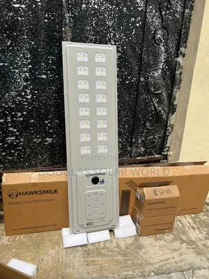 Hawk Smile Solar Street Light 16 Eye 150w