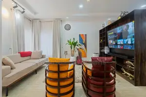 Cozy 1 Bedroom Apartment