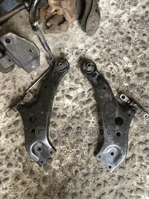 Low Arm (Camber) Toyota Venza