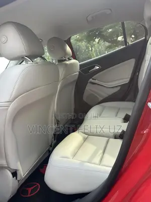 Mercedes-Benz GLA 250 2016 Red