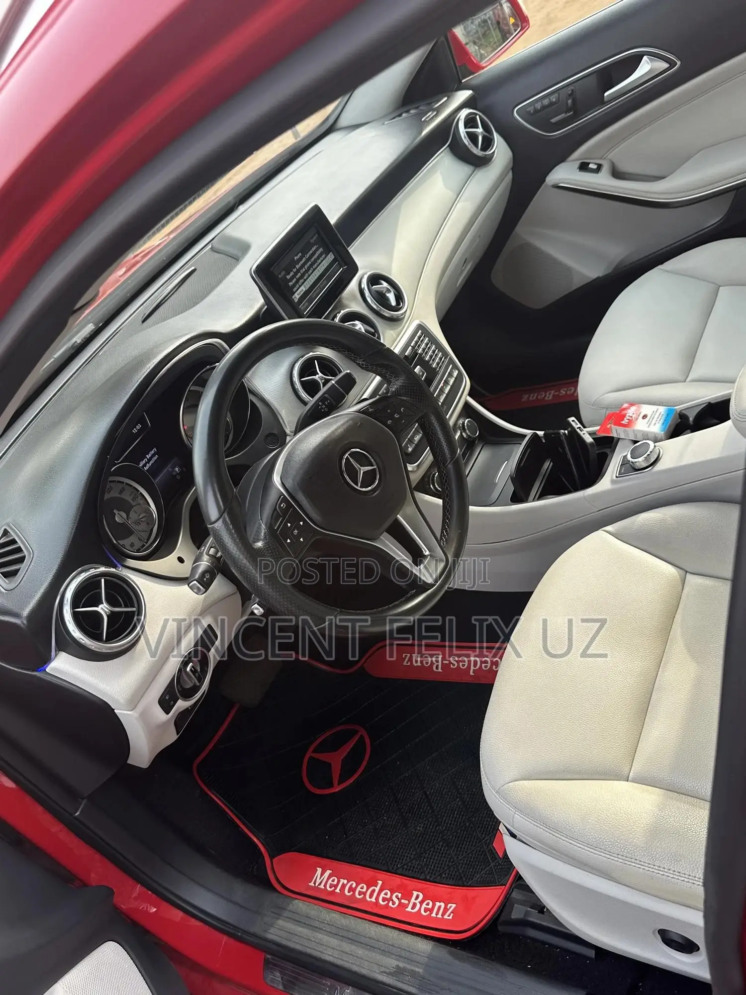 Mercedes-Benz GLA 250 2016 Red