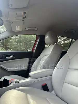 Mercedes-Benz GLA 250 2016 Red