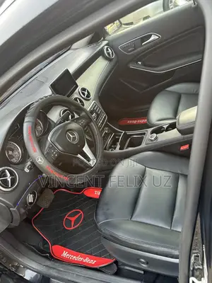 Mercedes-Benz GLA 250 2015 Black