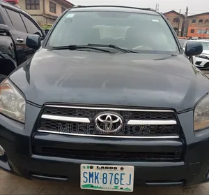 Toyota RAV4 2.5 2012 Gray