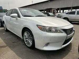 Lexus ES 350 FWD 2013 White