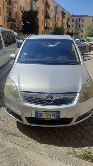 Opel Vivaro 2012 Silver