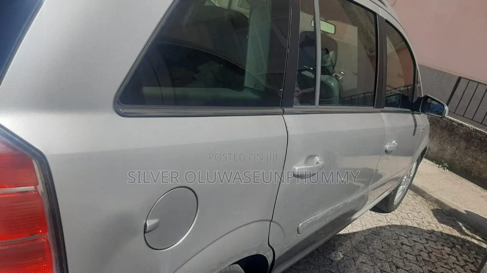 Opel Vivaro 2012 Silver