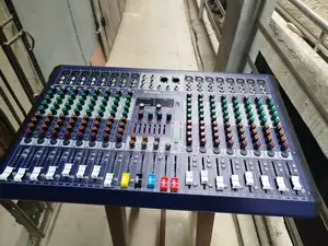 Yamaha 16channels Console Mixer