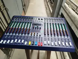 Yamaha 16channels Console Mixer