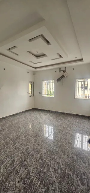 4bdrm Townhouse / Terrace in Estate, Karmo for rent