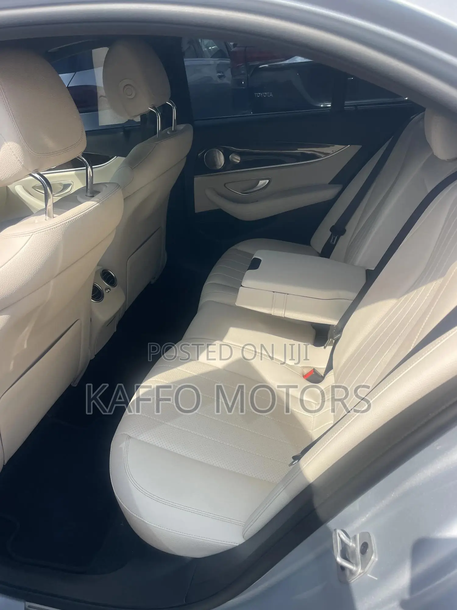 Mercedes-Benz E350 2021 Silver