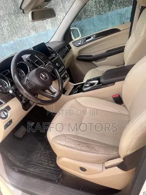 Mercedes-Benz GLE-Class GLE 350d 4MATIC 2016 White