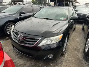 Toyota Camry LE 4dr Sedan (2.5L 4cyl 6A) 2011 Black