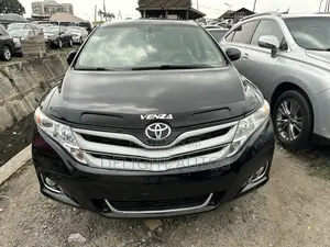 Toyota Venza Limited AWD V6 2013 Black