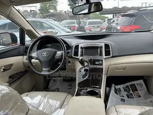 Toyota Venza V6 AWD 2010 Red