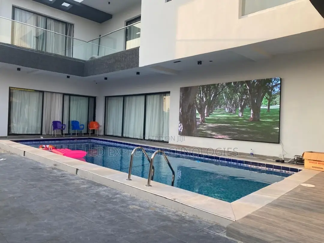 Quality Led Screen for Lounge