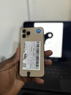 Apple iPhone 11 Pro 256 GB Gold