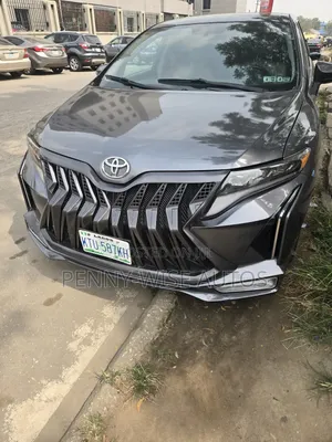 Toyota Venza AWD 2010 Gray