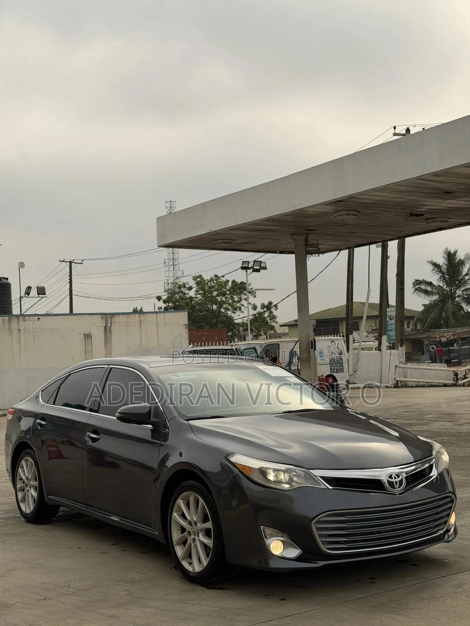 Toyota Avalon Limited Sedan FWD (3.5L 6cyl 6A) 2013 Gray