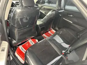 Toyota Camry SE 4dr Sedan (3.5L 6cyl 6A) 2014 Gray