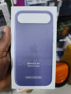 Apple iPhone 17 Air Silicone Case With Magsafe Camera Control