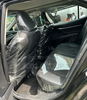 Toyota Camry XLE V6 FWD (3.5L 6cyl 8AM) 2018 Black