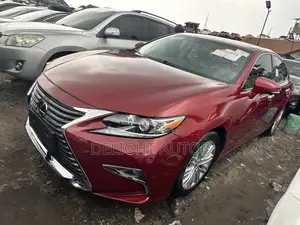 Lexus ES 350 FWD 2015 Red