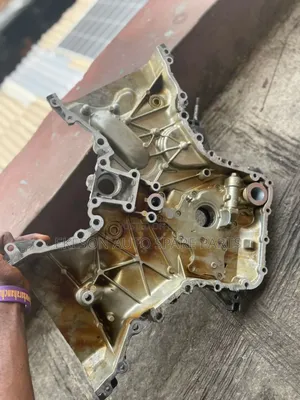 Direct Tokunbo 1ur Oil Pump For Toyota Land Cruiser Tundra Sequoia