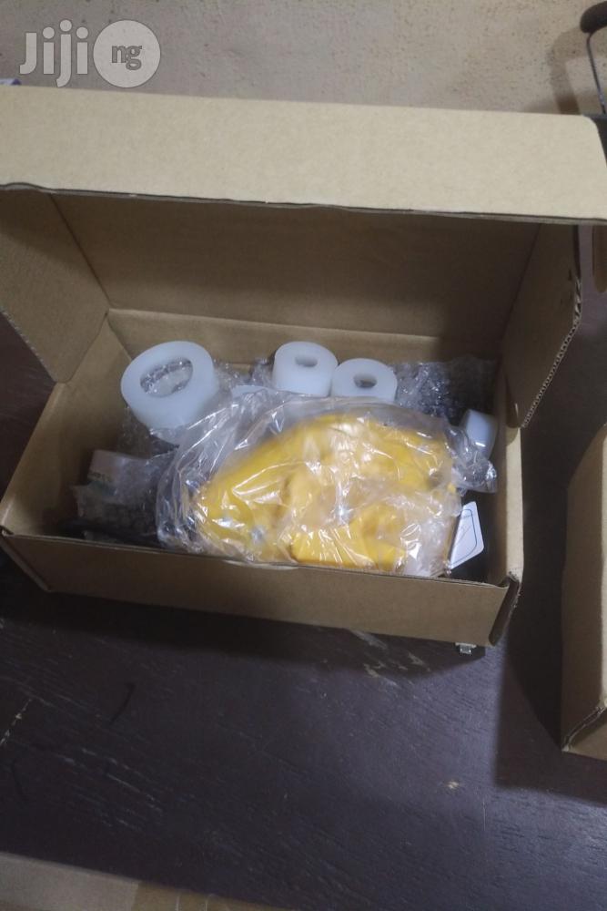 Electric Pet Hand Capping Machine