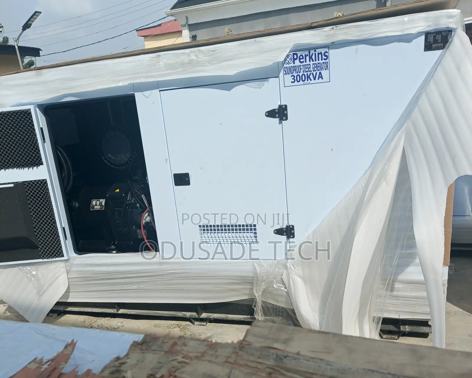 Perkins 300kva Low Noise Gen