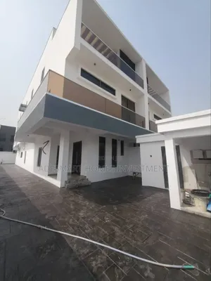 5bdrm Duplex in Lekki Phase 1 for rent