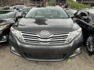 Toyota Venza V6 AWD 2011 Gray