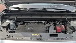 Toyota Highlander Platinum AWD 2020 Silver