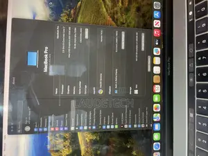 Laptop Apple MacBook Pro 2018 16GB Intel Core i7 SSD 512GB